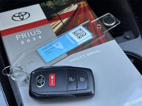 Used 2024 Toyota Prius LE image 26