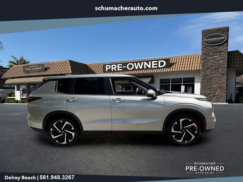 Used 2024 Mitsubishi Outlander FWD image 8