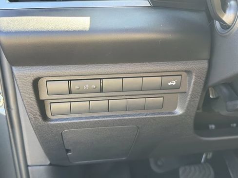 Used 2025 Mitsubishi Outlander SE AWD/4WD image 17