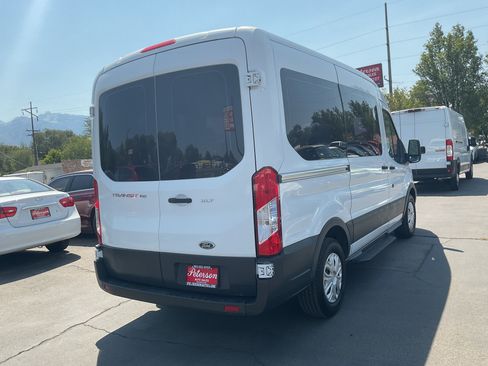 Used 2015 Ford Transit 150 XLT RWD image 6