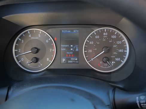 Used 2024 Nissan Sentra S FWD image 21