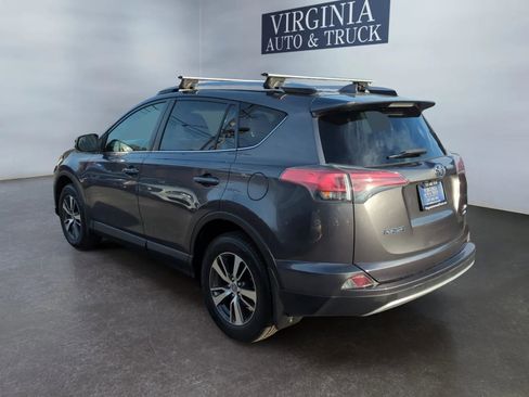 Used 2017 Toyota RAV4 XLE image 9