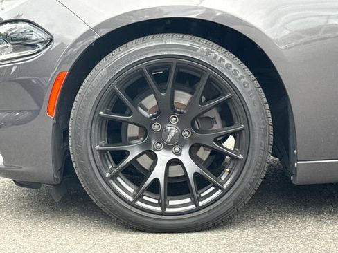 Used 2017 Dodge Charger SXT w/ Plus Group RWD image 16