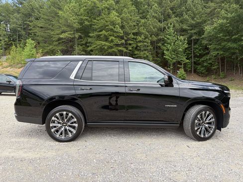 Used 2026 Chevrolet Tahoe High Country RWD image 21