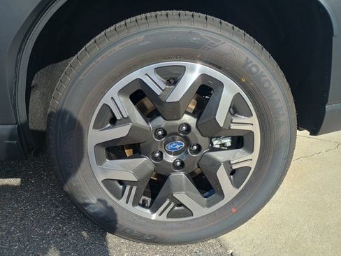 New 2026 Subaru Forester Premium AWD/4WD image 10