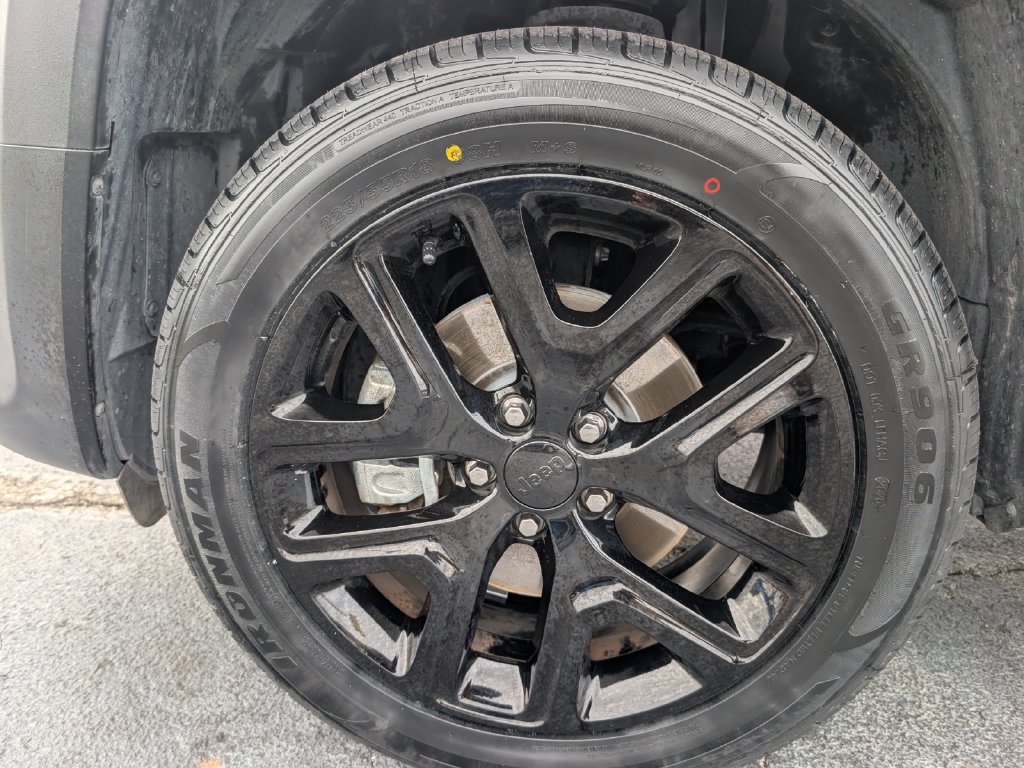 Used 2023 Jeep Renegade Altitude AWD/4WD image 25