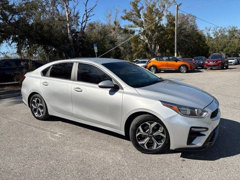 Used 2020 Kia Forte LXS image 6