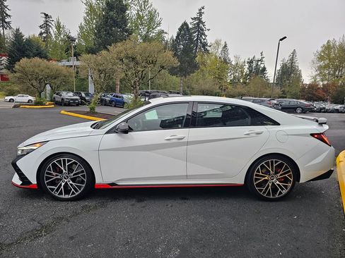 Used 2023 Hyundai Elantra N w/ Preferred Accessory Package FWD image 4