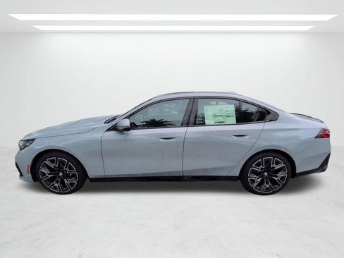 New 2027 BMW 530i w/ M Sport Package RWD image 7