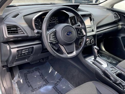 Used 2020 Subaru Crosstrek 2.0i Premium w/ Moonroof Package 2 AWD/4WD image 18