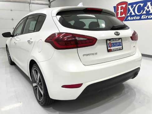 Used 2017 Kia Forte EX FWD image 24