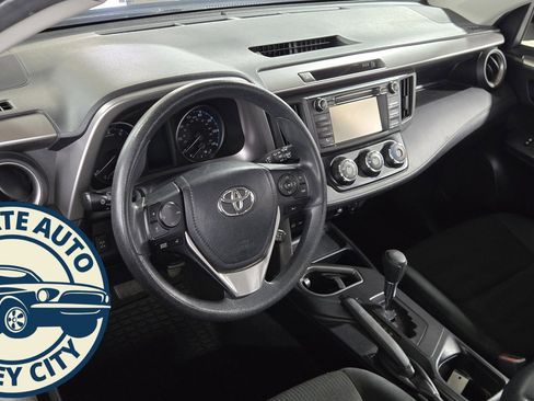 Used 2018 Toyota RAV4 LE w/ All Weather Liner Package image 9