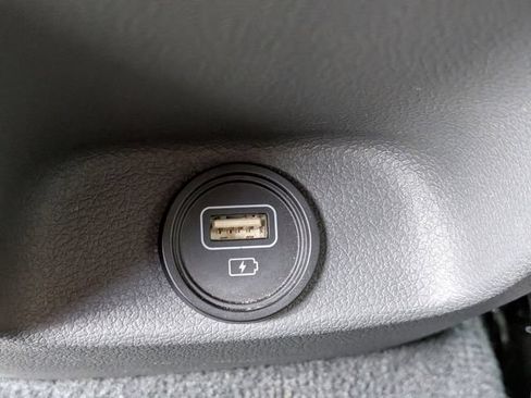 Used 2021 Hyundai Sonata Limited w/ Preferred Accessory Package FWD image 18