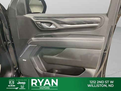 Used 2021 GMC Yukon XL Denali AWD/4WD image 42
