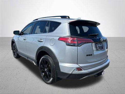 Used 2018 Toyota RAV4 Adventure image 9
