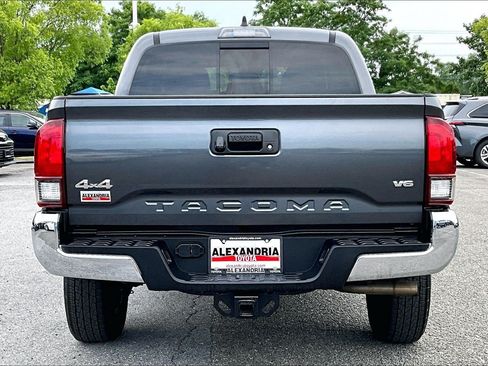 Used 2023 Toyota Tacoma SR5 AWD/4WD image 4