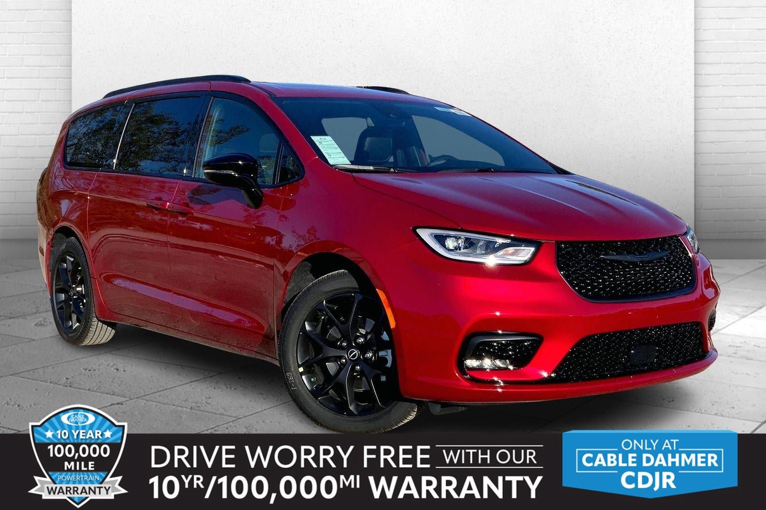 New 2026 Chrysler Pacifica Select w/ S Appearance Package FWD image 1