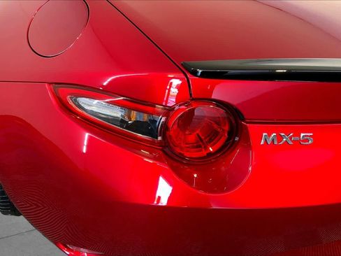 Used 2023 MAZDA MX-5 Miata Grand Touring RWD image 26