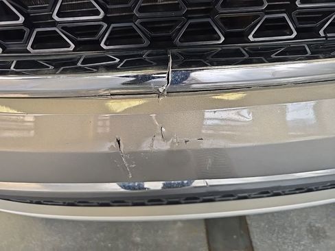 Used 2019 GMC Acadia SLT image 11