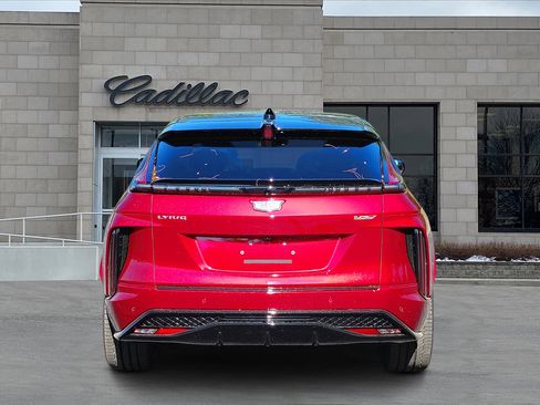 New 2026 Cadillac Lyriq V w/ LPO, Floor Liner Package image 6