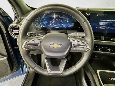 Certified 2026 Chevrolet Equinox LT w/ Convenience Package II FWD image 9