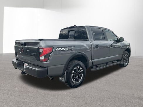 Used 2023 Nissan Titan PRO-4X w/ Pro-4x Convenience Package AWD/4WD image 3