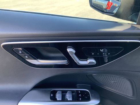 Used 2022 Mercedes-Benz C 300 4MATIC Sedan image 22