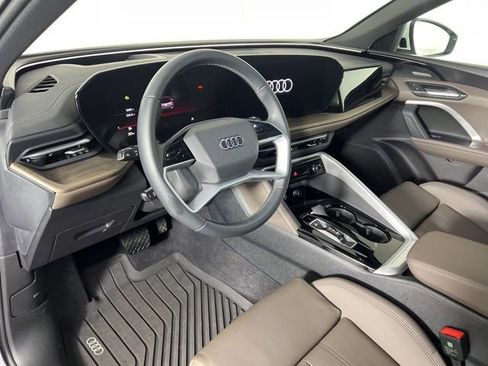 Certified 2025 Audi Q5 Premium Plus w/ Premium Plus image 20
