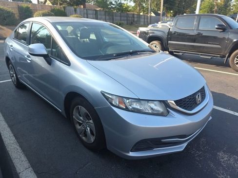 Used 2013 Honda Civic LX image 3