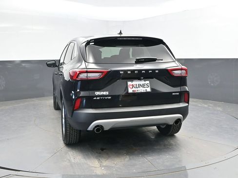 Used 2024 Ford Escape Active AWD/4WD image 6