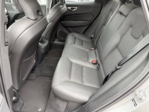 Certified 2025 Volvo XC60 B5 Plus image 11