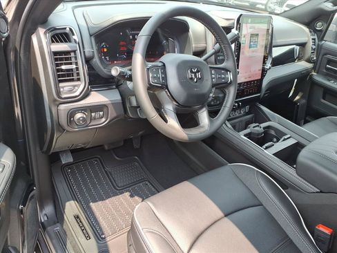 New 2026 RAM 2500 Limited AWD/4WD image 19