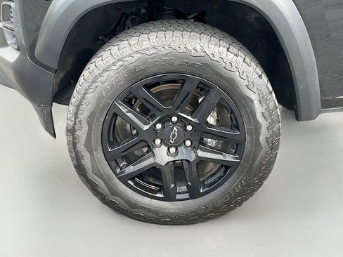 Used 2024 Chevrolet Colorado Trail Boss AWD/4WD image 30