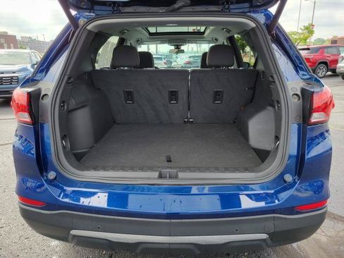 Used 2023 Chevrolet Equinox LT FWD image 26