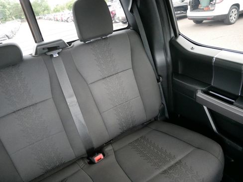 Used 2019 Ford F150 XLT w/ Equipment Group 302A Luxury AWD/4WD image 14