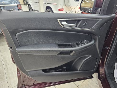 Used 2017 Ford Edge SEL w/ Equipment Group 201A image 38