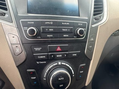 Used 2017 Hyundai Santa Fe Sport FWD image 26