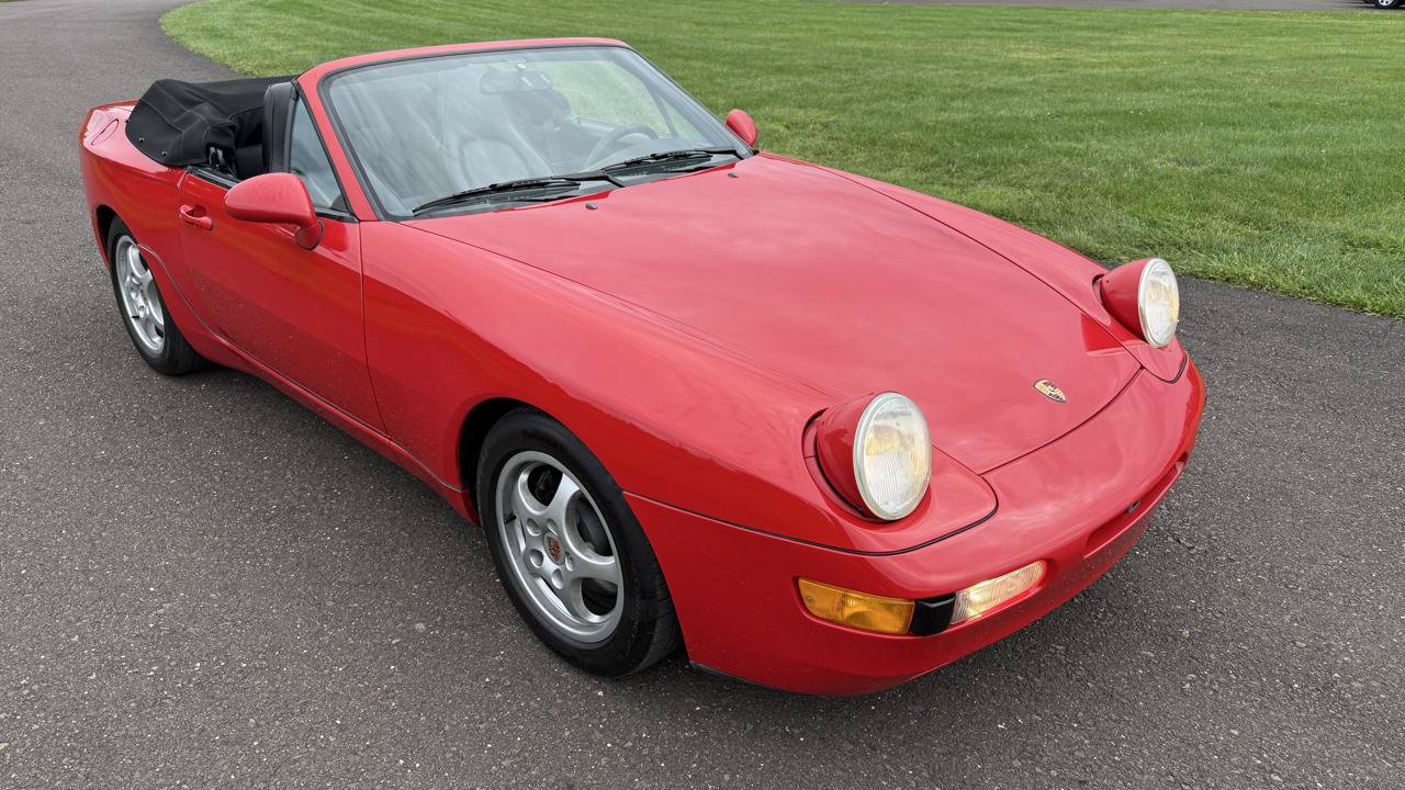 Used 1992 Porsche 968 Cabriolet RWD image 2