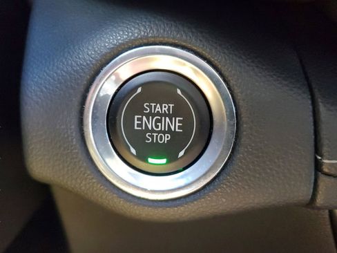Used 2023 Buick Envision Essence image 27