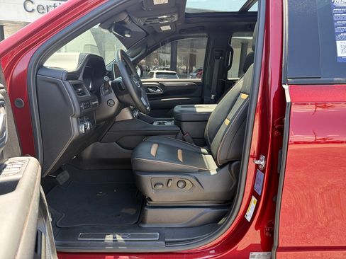 Used 2024 GMC Yukon AT4 w/ Technology Package image 14