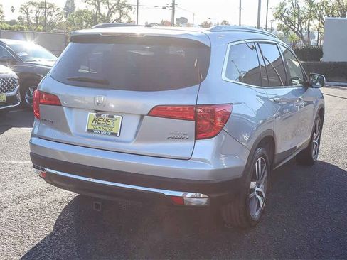 Used 2017 Honda Pilot Elite image 46