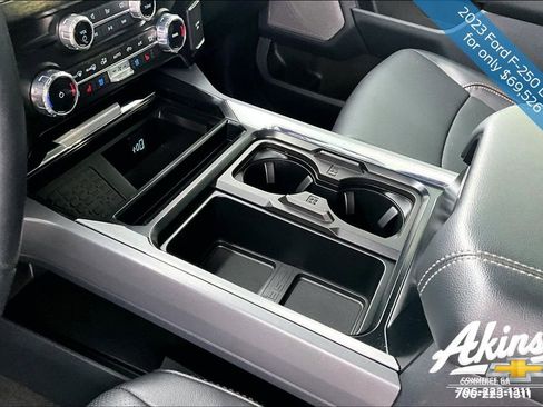 Used 2023 Ford F250 Lariat w/ Chrome Package image 15