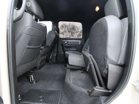 Used 2018 RAM 2500 Power Wagon image 19