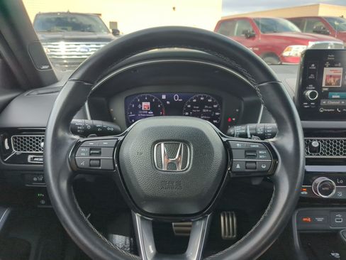 Used 2022 Honda Civic Sport Touring image 19