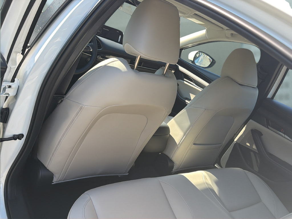 New 2026 MAZDA MAZDA3 2.5 S Sedan w/ Preferred Pkg FWD image 17