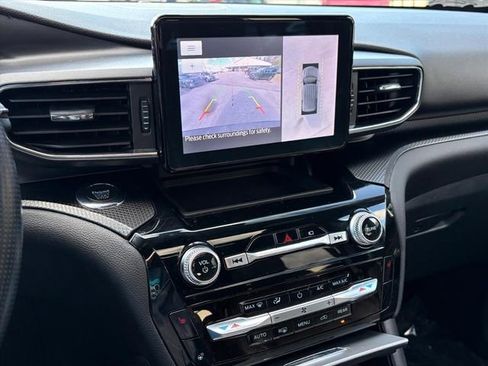 Used 2022 Ford Explorer ST-Line image 9