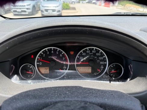 Used 2010 Nissan Pathfinder SE w/ SE Premium Journey Pkg AWD/4WD image 12