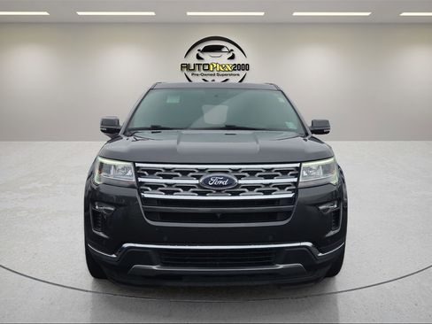 Used 2019 Ford Explorer Limited w/ Class III Trailer Tow Package image 2