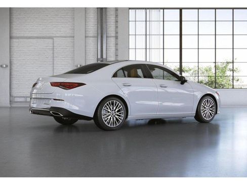 Used 2022 Mercedes-Benz CLA 250 image 20