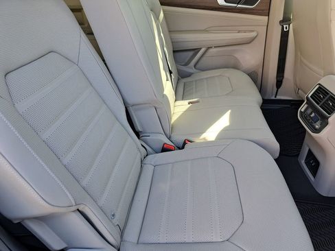 New 2026 Volkswagen Atlas SEL image 22